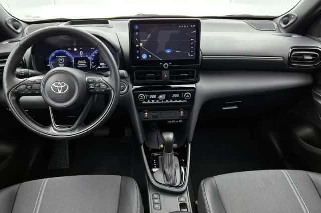 Toyota Yaris_Cross (2024) thumbnail 5