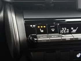 Toyota C-HR (2025) thumbnail 18