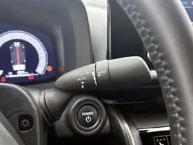 Toyota C-HR (2025) thumbnail 26