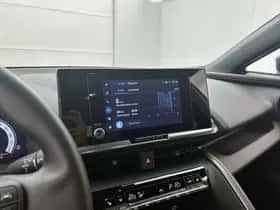 Toyota C-HR (2025) thumbnail 7