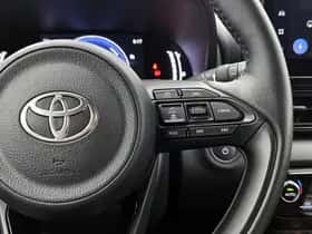 Toyota Yaris (2025) thumbnail 14
