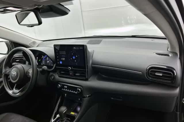 Toyota Yaris (2025) thumbnail 6