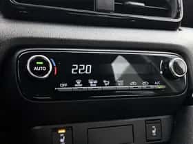 Toyota Yaris (2025) thumbnail 9