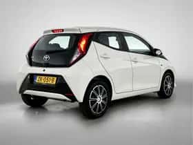 Toyota Aygo (2019) thumbnail 2