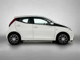 Toyota Aygo (2019) thumbnail 11