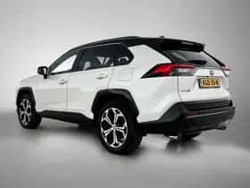 Toyota RAV4 (2021) thumbnail 13