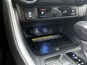 Toyota RAV4 (2021) thumbnail 25