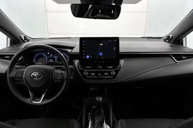 Toyota Corolla (2023) thumbnail 4
