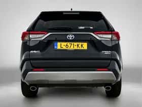 Toyota RAV4 (2021) thumbnail 23