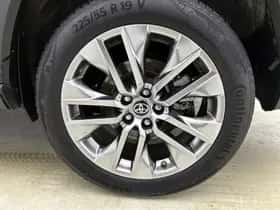 Toyota RAV4 (2021) thumbnail 25