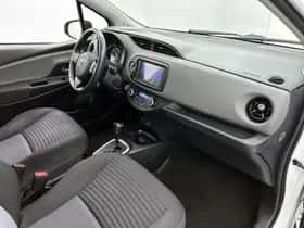 Toyota Yaris (2020) thumbnail 6