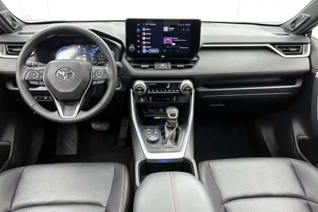 Toyota RAV4 (2025) thumbnail 5