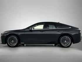 Toyota Mirai (2023) thumbnail 3