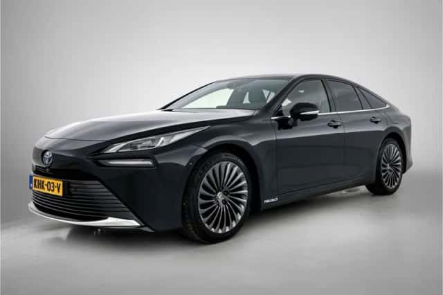 Toyota Mirai (2023) thumbnail 1