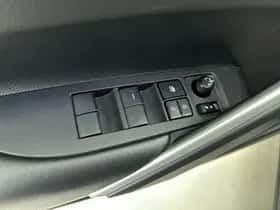 Toyota Corolla_Cross (2024) thumbnail 21