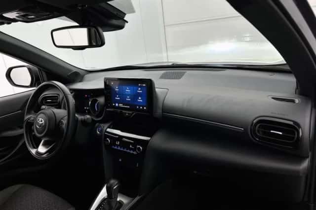 Toyota Yaris_Cross (2024) thumbnail 6