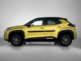 Toyota Yaris_Cross (2022) thumbnail 3