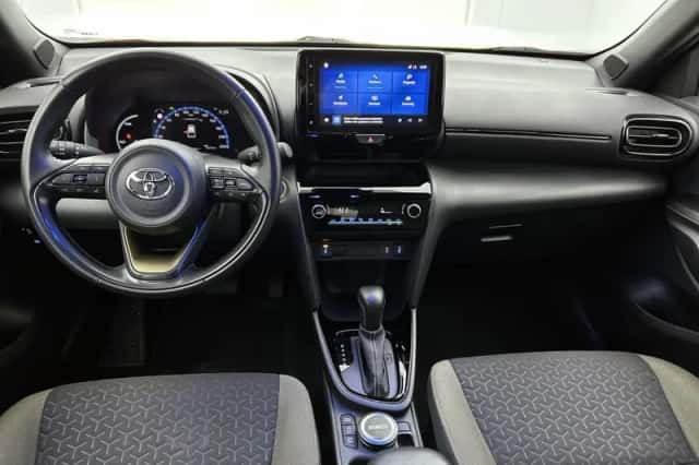 Toyota Yaris_Cross (2022) thumbnail 4
