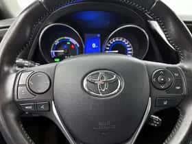 Toyota Auris (2017) thumbnail 16
