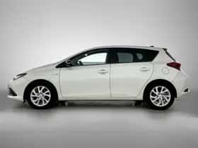 Toyota Auris (2017) thumbnail 3