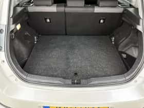 Toyota Auris (2017) thumbnail 28