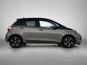 Toyota Yaris (2018) thumbnail 11