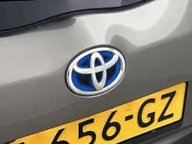Toyota Yaris (2018) thumbnail 18