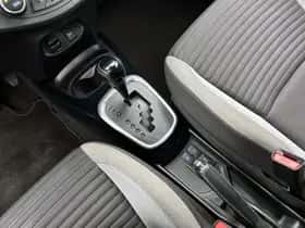 Toyota Yaris (2018) thumbnail 10