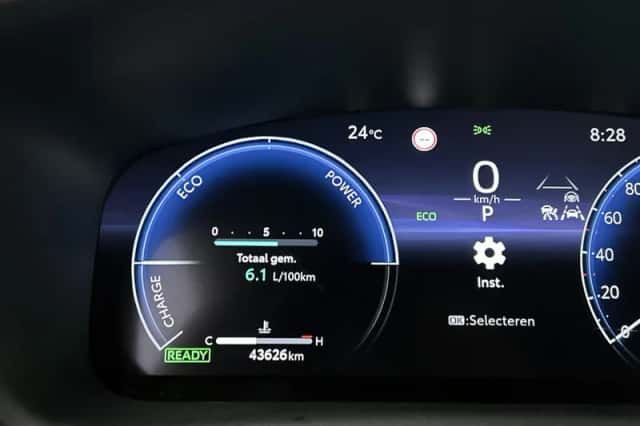 Toyota Corolla_Cross (2025) thumbnail 5