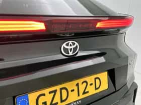 Toyota C-HR (2025) thumbnail 18