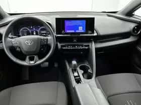 Toyota C-HR (2025) thumbnail 4