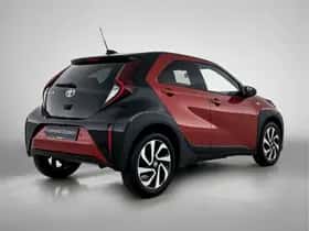 Toyota Aygo (2024) thumbnail 2