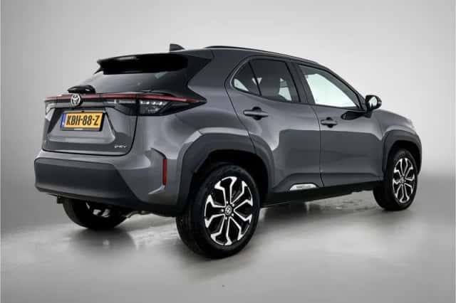Toyota Yaris_Cross (2024) thumbnail 2