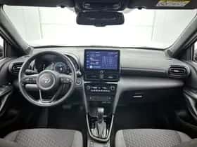 Toyota Yaris_Cross (2024) thumbnail 4
