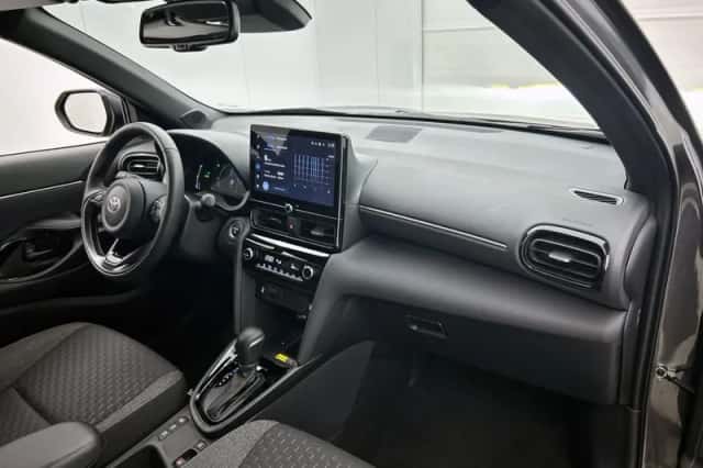 Toyota Yaris_Cross (2024) thumbnail 6