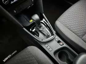 Toyota Yaris_Cross (2024) thumbnail 10