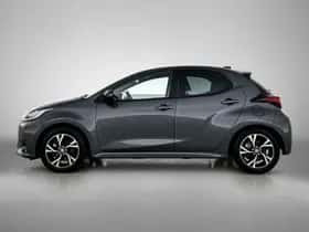 Toyota Yaris (2025) thumbnail 3