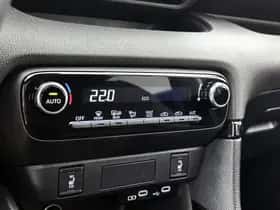 Toyota Yaris (2025) thumbnail 9