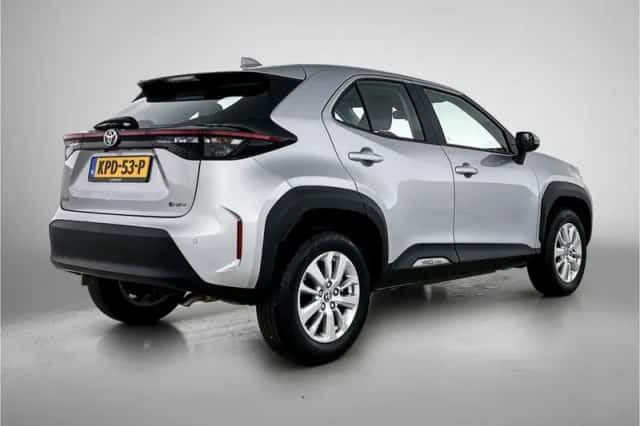 Toyota Yaris_Cross (2024) thumbnail 2