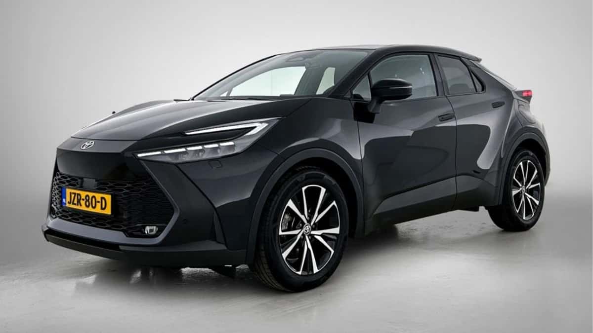 Toyota C-HR (2024) — foto 1