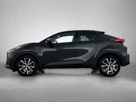 Toyota C-HR (2024) thumbnail 3