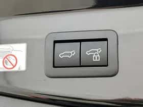 Toyota C-HR (2024) thumbnail 30