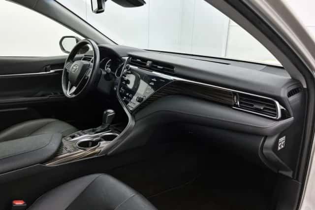 Toyota Camry (2020) thumbnail 6