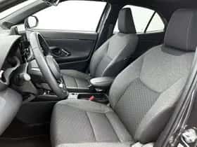 Toyota Yaris_Cross (2025) thumbnail 37