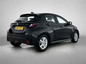 Toyota Yaris (2025) thumbnail 2