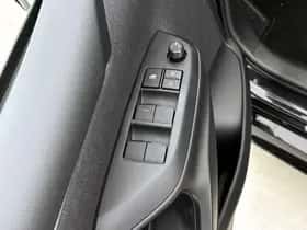 Toyota Yaris (2025) thumbnail 21