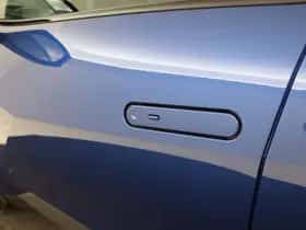 Toyota C-HR (2026) thumbnail 5