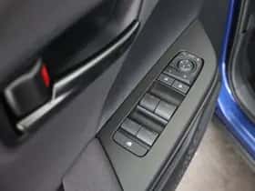 Toyota C-HR (2026) thumbnail 10