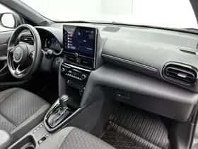 Toyota Yaris_Cross (2025) thumbnail 6
