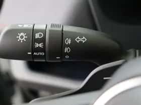 Toyota RAV4 (2025) thumbnail 8